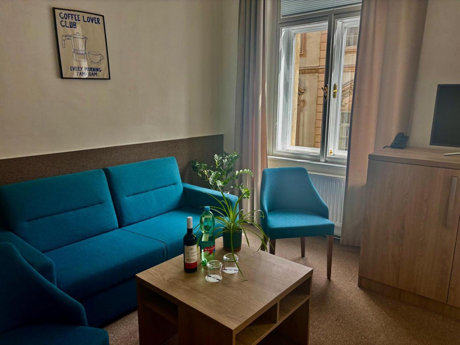 Embassy By Lh 4* Prag