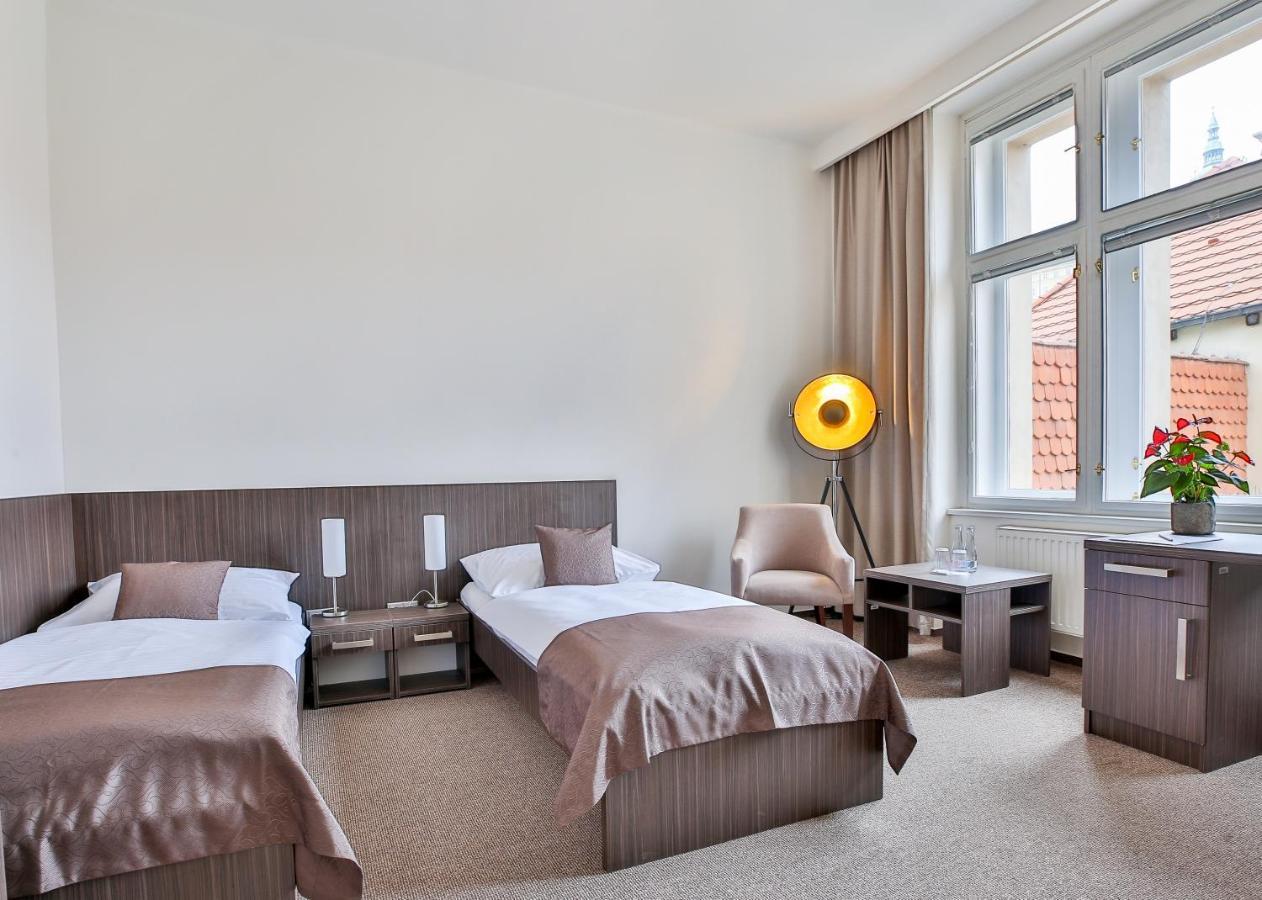 Embassy By Lh 4* Prag